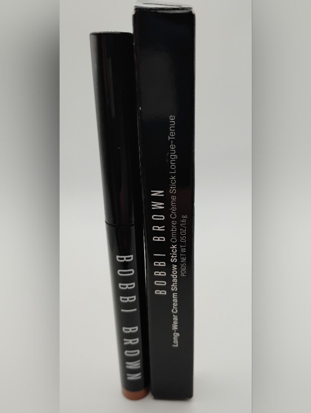 Bobbi Brown Long-Wear Cream Shadow Stick in Ruby Shimmer - Picture 3 of 4